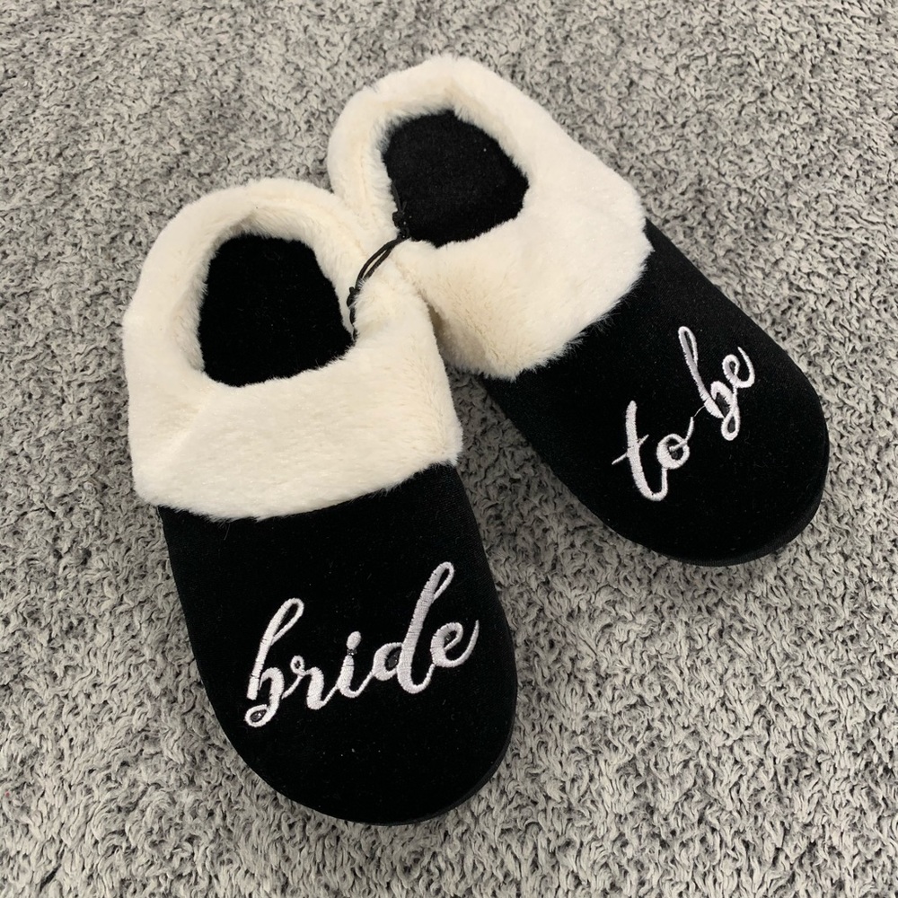 “Bride To Be” slippers 6.5